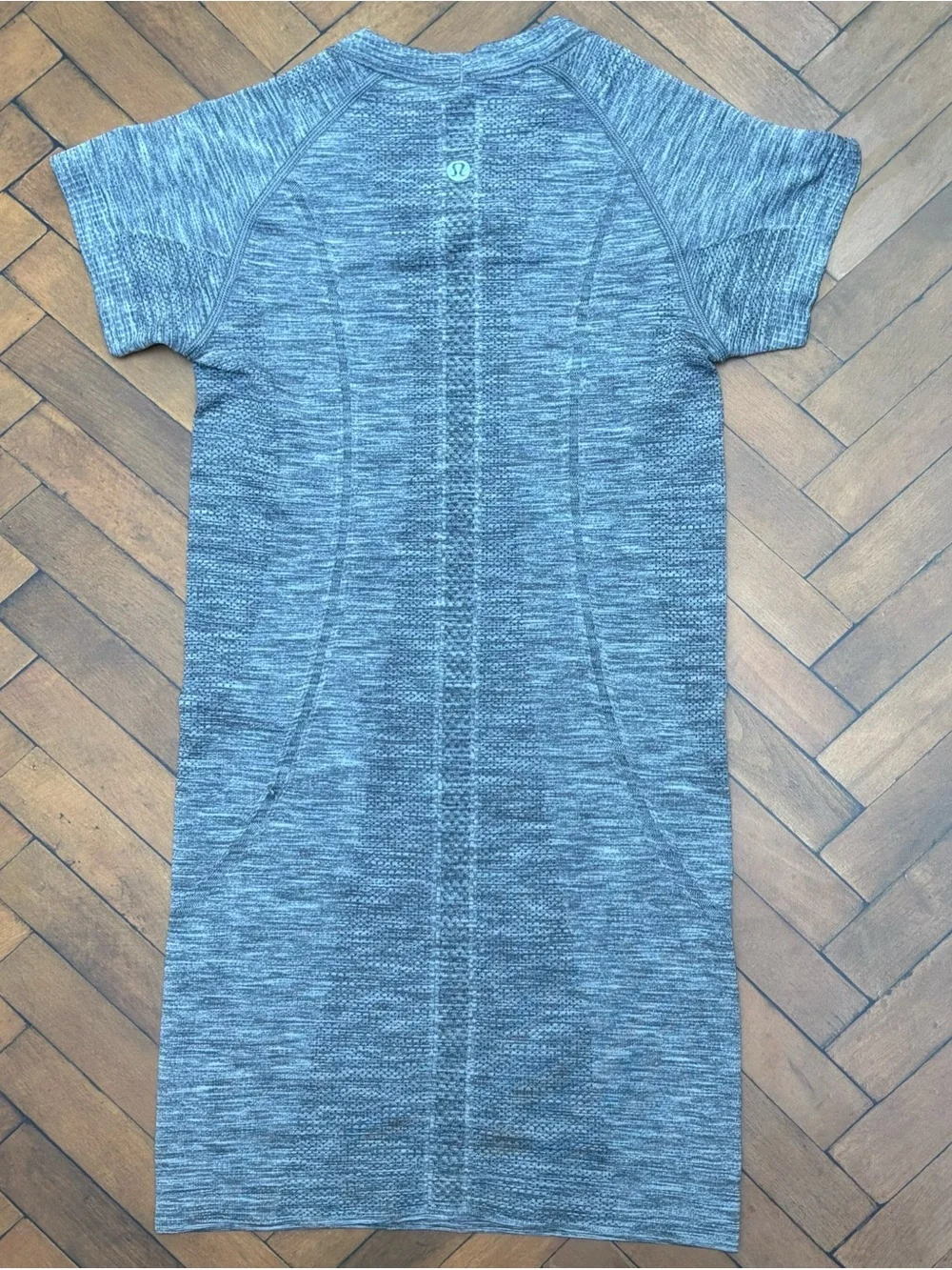 Lululemon Swiftly Tech Short Sleeve Shirt In Gray Size 2